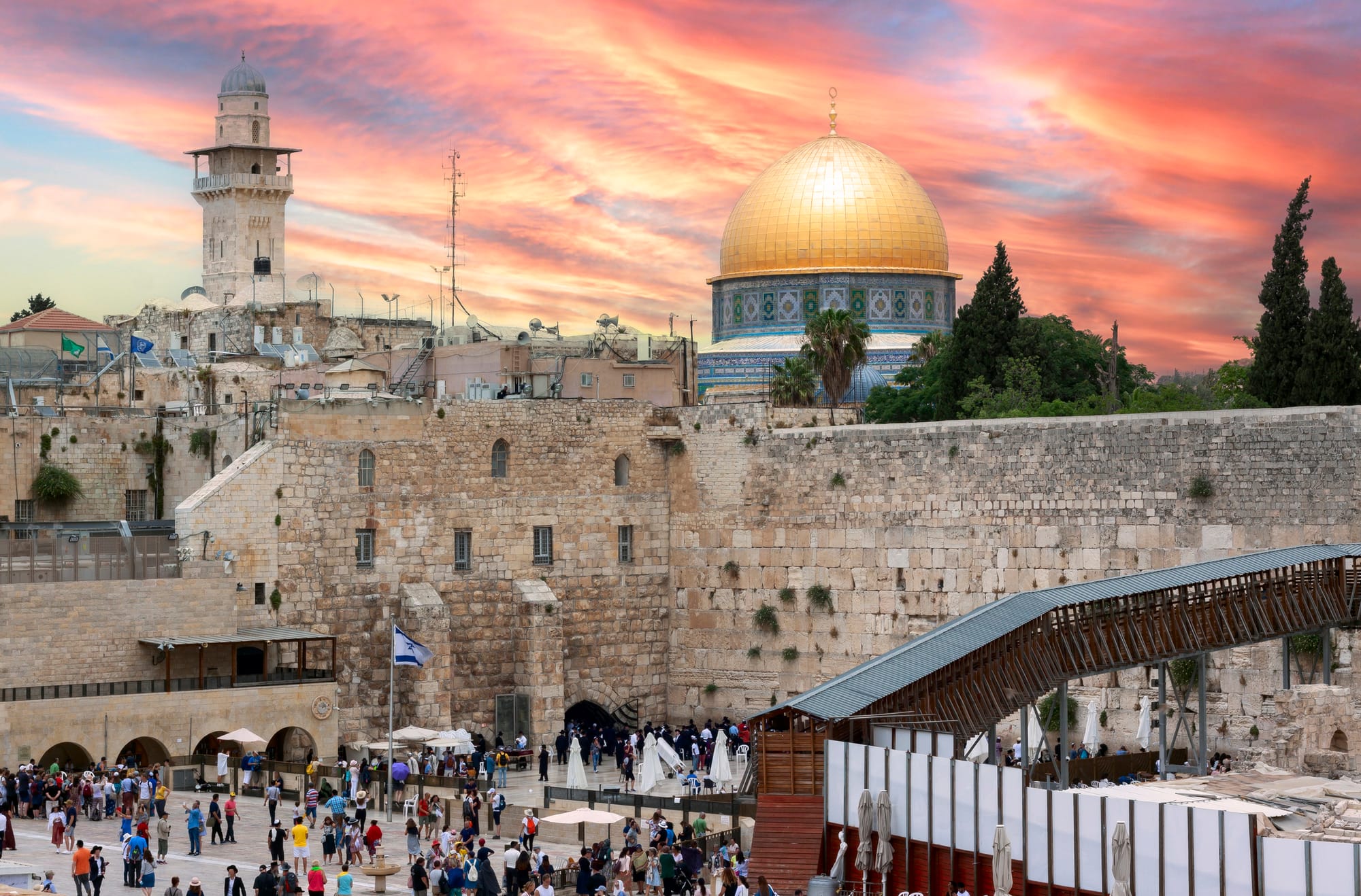  Western Wall and the Golden Dome of the Rock in Jerusalem